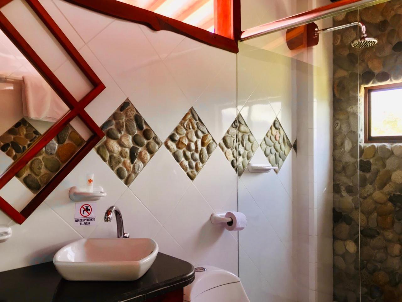 Hosteria Tierra Dorada Yantzaza Esterno foto